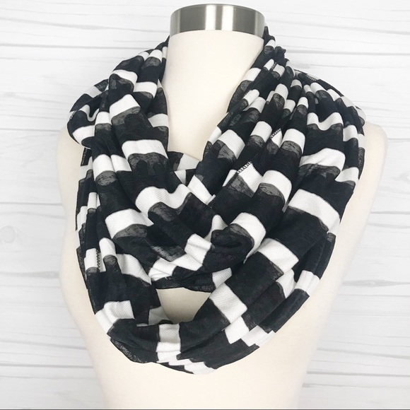 Black and white infinity scarf Clearance